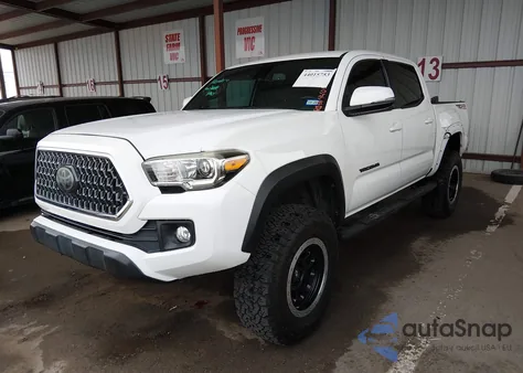 2019 Toyota Tacoma Trd Off Road z USA, uszkodzony, nr VIN 3TMCZ5AN2KM266775